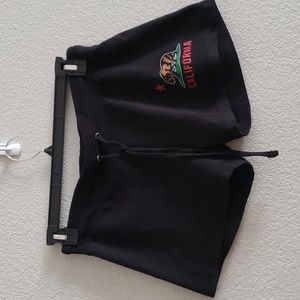 Southern Breeze black shorts NWT